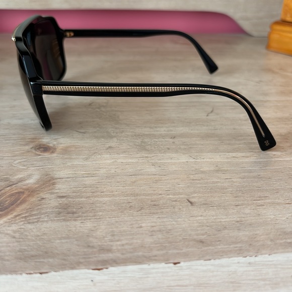 DOLCE & GABBANA SUNGLASSES (Men’s) - Picture 3 of 6